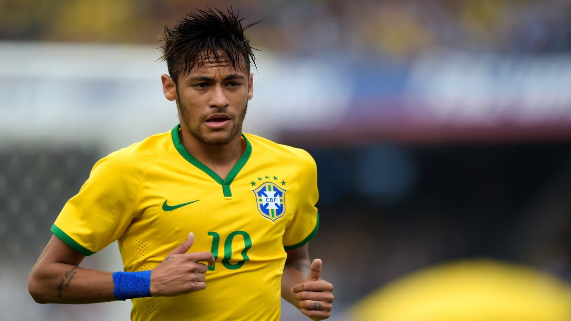 自由泳双姝配合默契摘金，双人自由泳